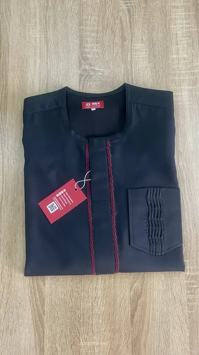 Black top with wine trim